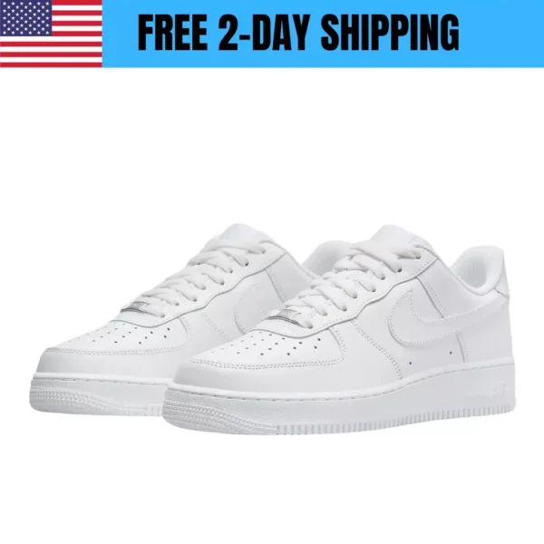 Nike Air Force 1 Low Triple White ‘07 BRAND NEW, MEN AND WOMEN SIZES.